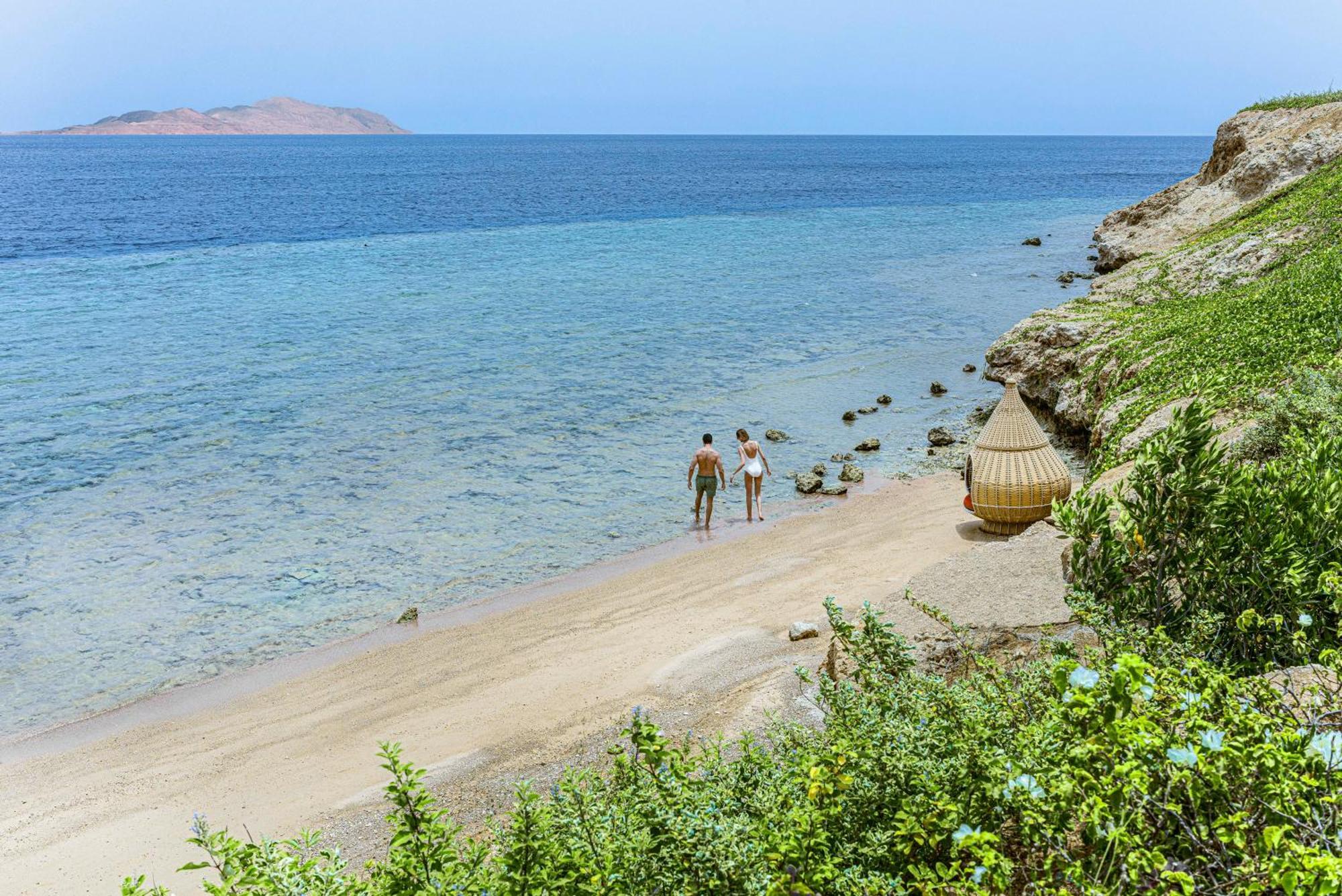 Four Seasons Resort Sharm El Sheikh Exterior photo Beach of the island